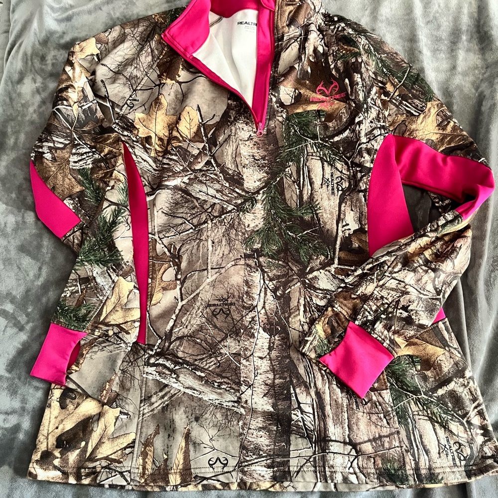 Women’s long sleeve